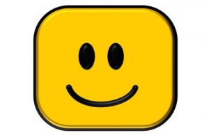 女生发微笑表情的意思？女生发微笑表情怎么回-恋爱至上