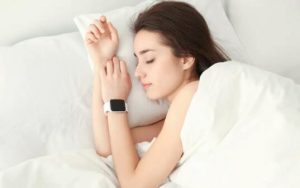 女生说刚睡醒幽默回复,学会调侃女生-恋爱至上