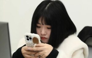 喜欢公司的女生，怎么追公司女生聊天案例解析-恋爱至上