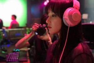 女生说在打游戏怎么回复？最好还能撩撩她-恋爱至上