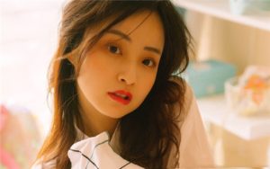 主动跟女生聊天开场白聊天记录-恋爱至上