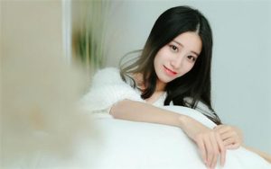 女生说下雨了幽默回答，她说下雨了怎么回复-恋爱至上