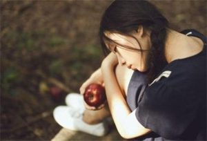 女生说好尴尬怎么高情商回复-恋爱至上