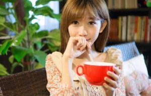 女生忽冷忽热的对男生说明什么-恋爱至上