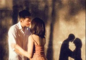 女生喜欢什么圣诞礼物 2022圣诞节礼物排行榜-恋爱至上