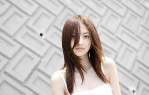 暗恋一个人是什么感觉？你对她有没有暗恋的感觉？-恋爱至上