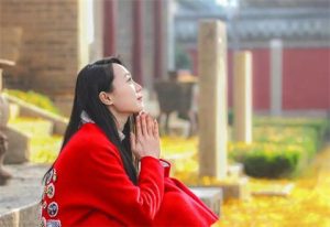 如何用浪漫的520表白技巧，让心仪女生心动不已？-恋爱至上